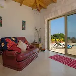 Villa David's - Private Pool & Scenic Surroundings, By Zantewize *