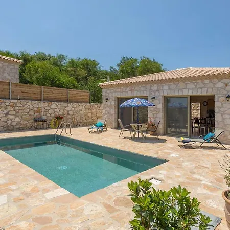 Вилла David's - Private Pool & Scenic Surroundings *
