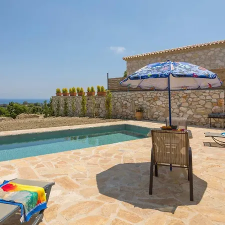 Вилла David's - Private Pool & Scenic Surroundings *