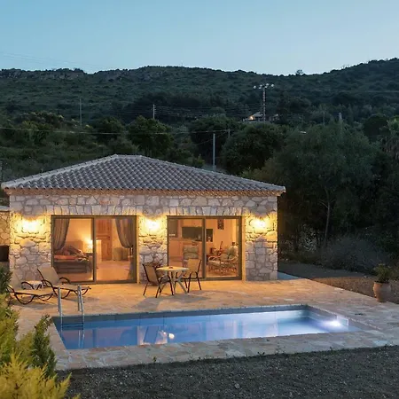 David's - Private Pool & Scenic Surroundings Villa