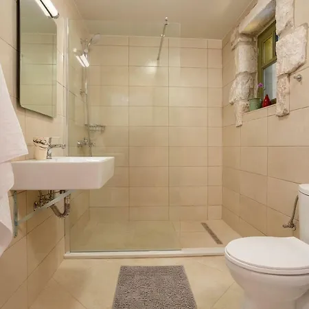 Villa David's - Private Pool & Scenic Surroundings, By Zantewize *