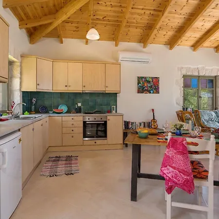 David's - Private Pool & Scenic Surroundings Villa