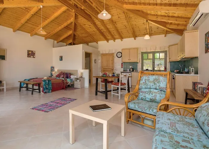 David's - Private Pool & Scenic Surroundings, By Zantewize Villa