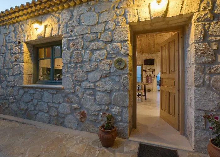 David's - Private Pool & Scenic Surroundings, By Zantewize Villa